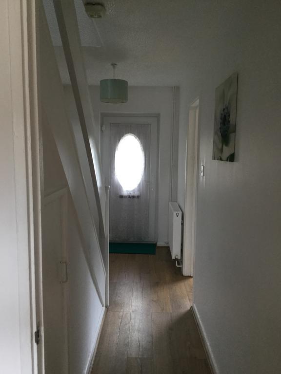 4 Bed House Next To Basildon Town Centre Villa Buitenkant foto
